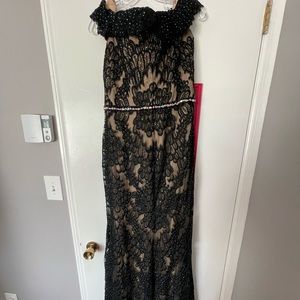 Angela and Alison size 16 nude/black dress